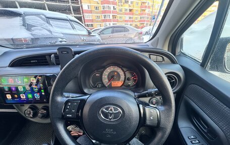 Toyota Vitz, 2019 год, 950 000 рублей, 3 фотография