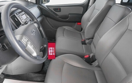 Hyundai Grand Starex Grand Starex I рестайлинг 2, 2018 год, 3 429 000 рублей, 9 фотография