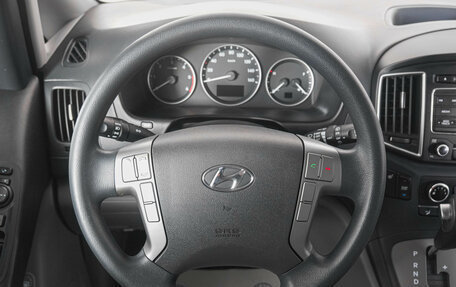 Hyundai Grand Starex Grand Starex I рестайлинг 2, 2018 год, 3 429 000 рублей, 17 фотография