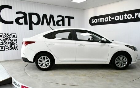 Hyundai Solaris II рестайлинг, 2022 год, 1 777 000 рублей, 2 фотография