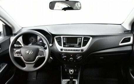 Hyundai Solaris II рестайлинг, 2022 год, 1 777 000 рублей, 28 фотография