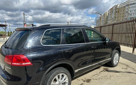 Volkswagen Touareg III, 2011 год, 1 900 000 рублей, 4 фотография