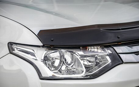 Mitsubishi Outlander III рестайлинг 3, 2014 год, 1 488 000 рублей, 10 фотография