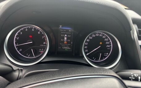 Toyota Camry, 2019 год, 2 200 000 рублей, 8 фотография