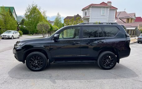 Toyota Land Cruiser Prado 150 рестайлинг 2, 2020 год, 6 350 000 рублей, 9 фотография