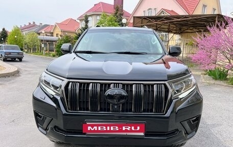 Toyota Land Cruiser Prado 150 рестайлинг 2, 2020 год, 6 350 000 рублей, 3 фотография