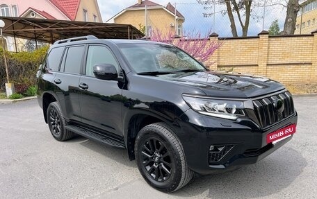 Toyota Land Cruiser Prado 150 рестайлинг 2, 2020 год, 6 350 000 рублей, 4 фотография