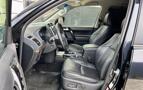 Toyota Land Cruiser Prado 150 рестайлинг 2, 2020 год, 6 350 000 рублей, 13 фотография