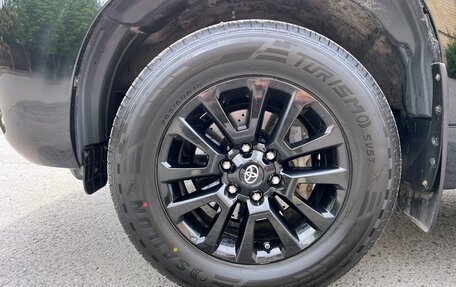Toyota Land Cruiser Prado 150 рестайлинг 2, 2020 год, 6 350 000 рублей, 11 фотография
