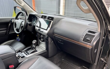 Toyota Land Cruiser Prado 150 рестайлинг 2, 2020 год, 6 350 000 рублей, 20 фотография