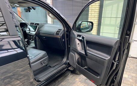 Toyota Land Cruiser Prado 150 рестайлинг 2, 2020 год, 6 350 000 рублей, 21 фотография