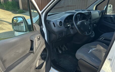 Peugeot Partner II рестайлинг 2, 2012 год, 520 000 рублей, 11 фотография