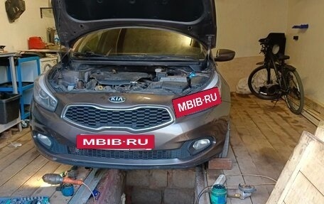 KIA cee'd III, 2013 год, 900 000 рублей, 2 фотография