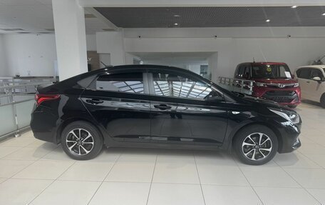 Hyundai Solaris II рестайлинг, 2018 год, 1 385 000 рублей, 8 фотография