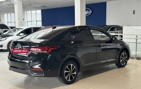 Hyundai Solaris II рестайлинг, 2018 год, 1 385 000 рублей, 4 фотография