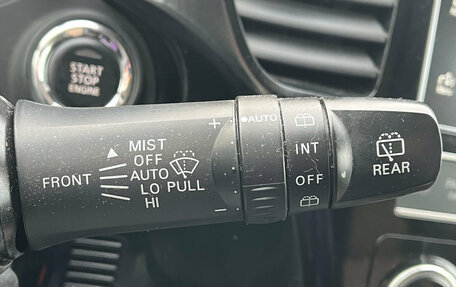 Mitsubishi Outlander III рестайлинг 3, 2019 год, 2 150 000 рублей, 15 фотография
