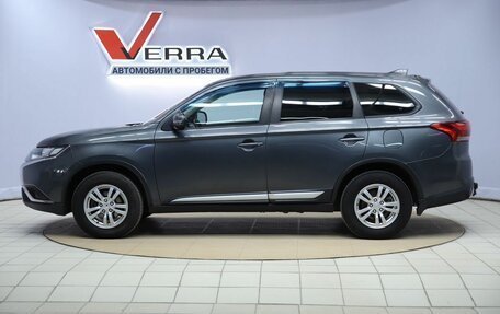 Mitsubishi Outlander III рестайлинг 3, 2019 год, 2 100 000 рублей, 8 фотография