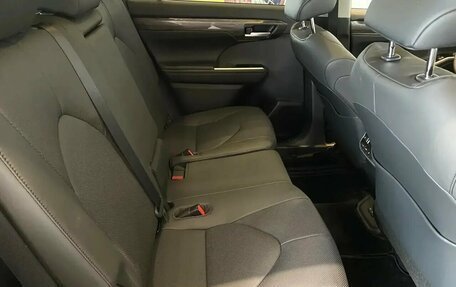 Toyota Highlander, 2025 год, 5 499 000 рублей, 18 фотография
