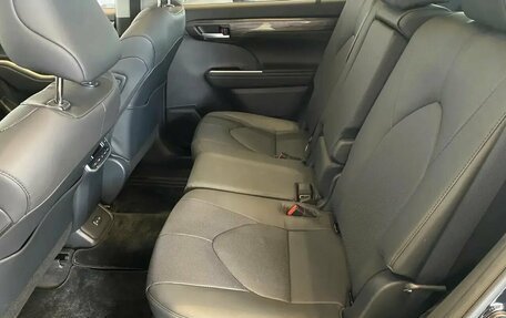 Toyota Highlander, 2025 год, 5 499 000 рублей, 19 фотография
