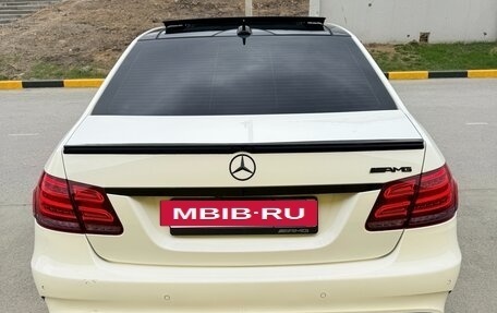 Mercedes-Benz E-Класс, 2013 год, 1 750 000 рублей, 5 фотография