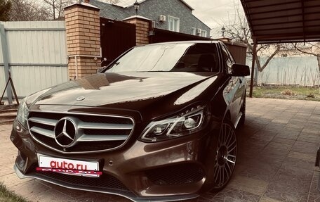 Mercedes-Benz E-Класс, 2015 год, 3 100 000 рублей, 4 фотография
