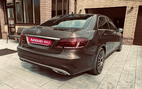 Mercedes-Benz E-Класс, 2015 год, 3 100 000 рублей, 5 фотография
