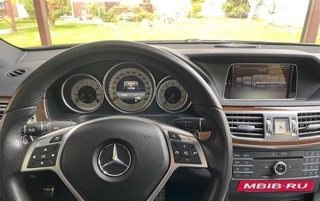 Mercedes-Benz E-Класс, 2015 год, 3 100 000 рублей, 7 фотография