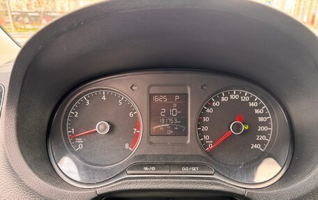 Volkswagen Polo VI (EU Market), 2019 год, 1 500 000 рублей, 13 фотография