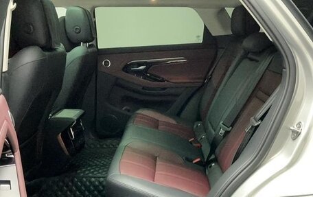 Land Rover Range Rover Evoque II, 2024 год, 4 380 000 рублей, 8 фотография