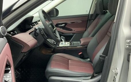 Land Rover Range Rover Evoque II, 2024 год, 4 380 000 рублей, 6 фотография