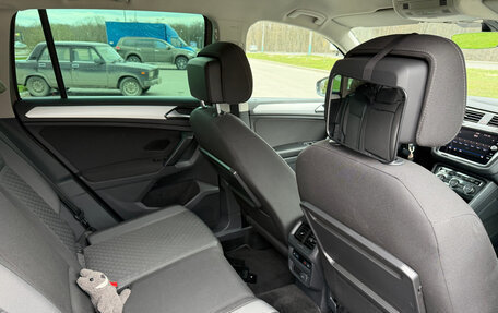 Volkswagen Tiguan II, 2017 год, 2 390 000 рублей, 17 фотография