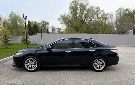 Toyota Camry, 2018 год, 2 999 000 рублей, 9 фотография