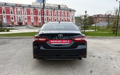 Toyota Camry, 2018 год, 2 999 000 рублей, 7 фотография