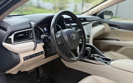 Toyota Camry, 2018 год, 2 999 000 рублей, 11 фотография
