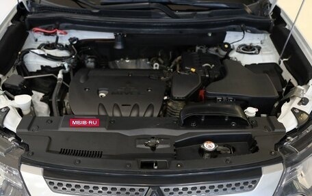 Mitsubishi Outlander III рестайлинг 3, 2019 год, 2 660 000 рублей, 4 фотография