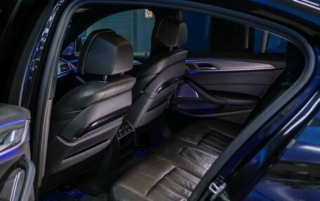 BMW 5 серия, 2018 год, 5 450 000 рублей, 14 фотография