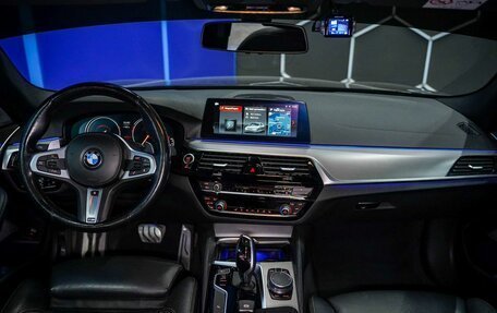 BMW 5 серия, 2018 год, 5 450 000 рублей, 12 фотография