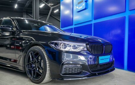 BMW 5 серия, 2018 год, 5 450 000 рублей, 17 фотография