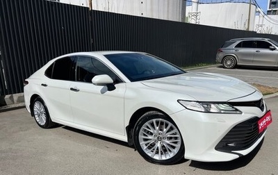 Toyota Camry, 2019 год, 2 800 000 рублей, 1 фотография