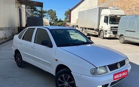 Volkswagen Polo III рестайлинг, 1997 год, 210 000 рублей, 1 фотография
