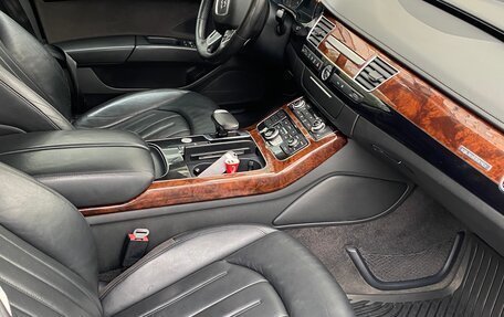 Audi A8, 2012 год, 1 700 000 рублей, 7 фотография