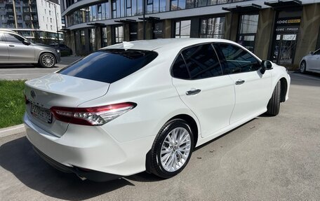 Toyota Camry, 2019 год, 2 800 000 рублей, 5 фотография