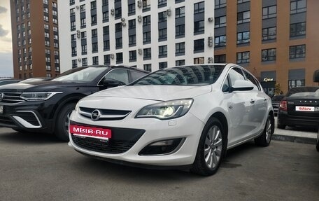 Opel Astra J, 2012 год, 895 000 рублей, 2 фотография