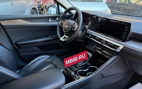 KIA K5, 2021 год, 2 350 000 рублей, 9 фотография