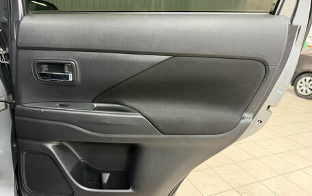 Mitsubishi Outlander III рестайлинг 3, 2012 год, 1 170 000 рублей, 14 фотография
