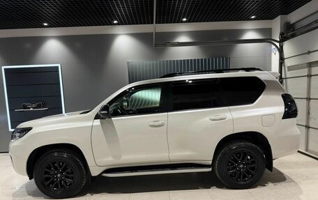 Toyota Land Cruiser Prado 150 рестайлинг 2, 2020 год, 6 900 000 рублей, 2 фотография