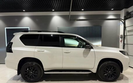 Toyota Land Cruiser Prado 150 рестайлинг 2, 2020 год, 6 900 000 рублей, 7 фотография