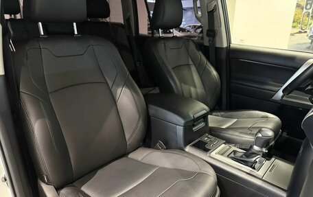 Toyota Land Cruiser Prado 150 рестайлинг 2, 2020 год, 6 900 000 рублей, 21 фотография