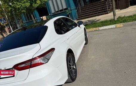 Toyota Camry, 2019 год, 2 100 000 рублей, 7 фотография
