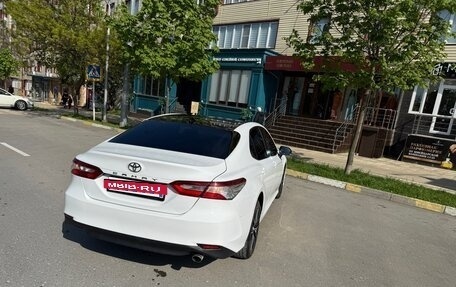Toyota Camry, 2019 год, 2 100 000 рублей, 5 фотография